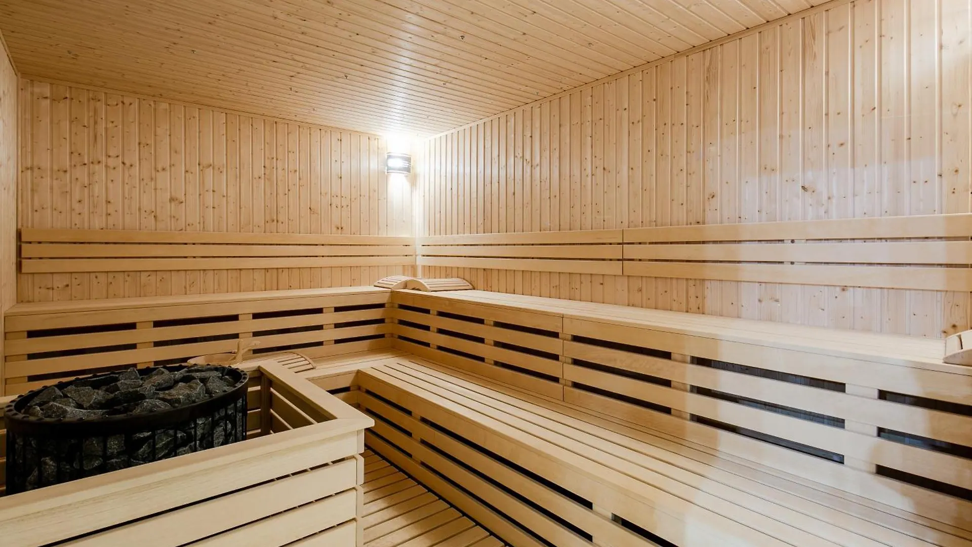 Apartament Widok Na Tatry 1 Ksiezycowe Apartamenty Spa Zakopane Apartment