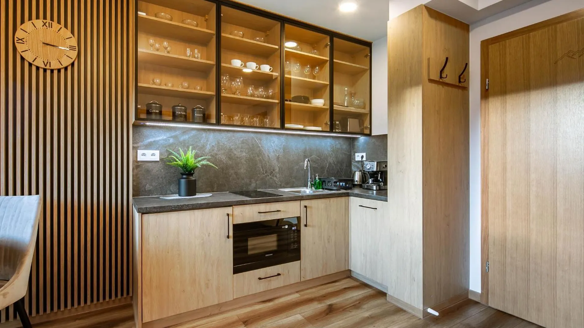 Apartament Widok Na Tatry 1 Ksiezycowe Apartamenty Spa Zakopane